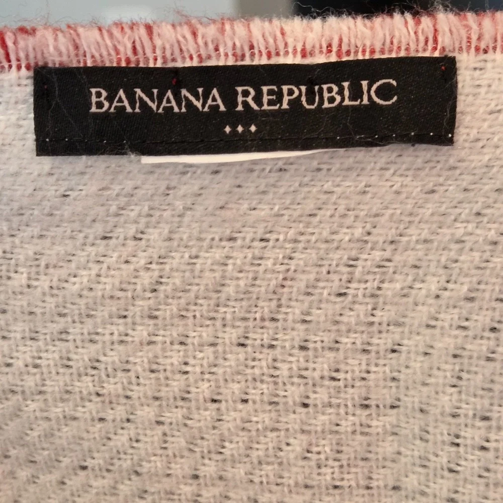 Banana Republic Blanket Shawl‎ Wrap with Fringe - Red, Black, & White Plaid